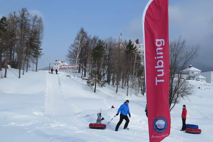 Snow tubing